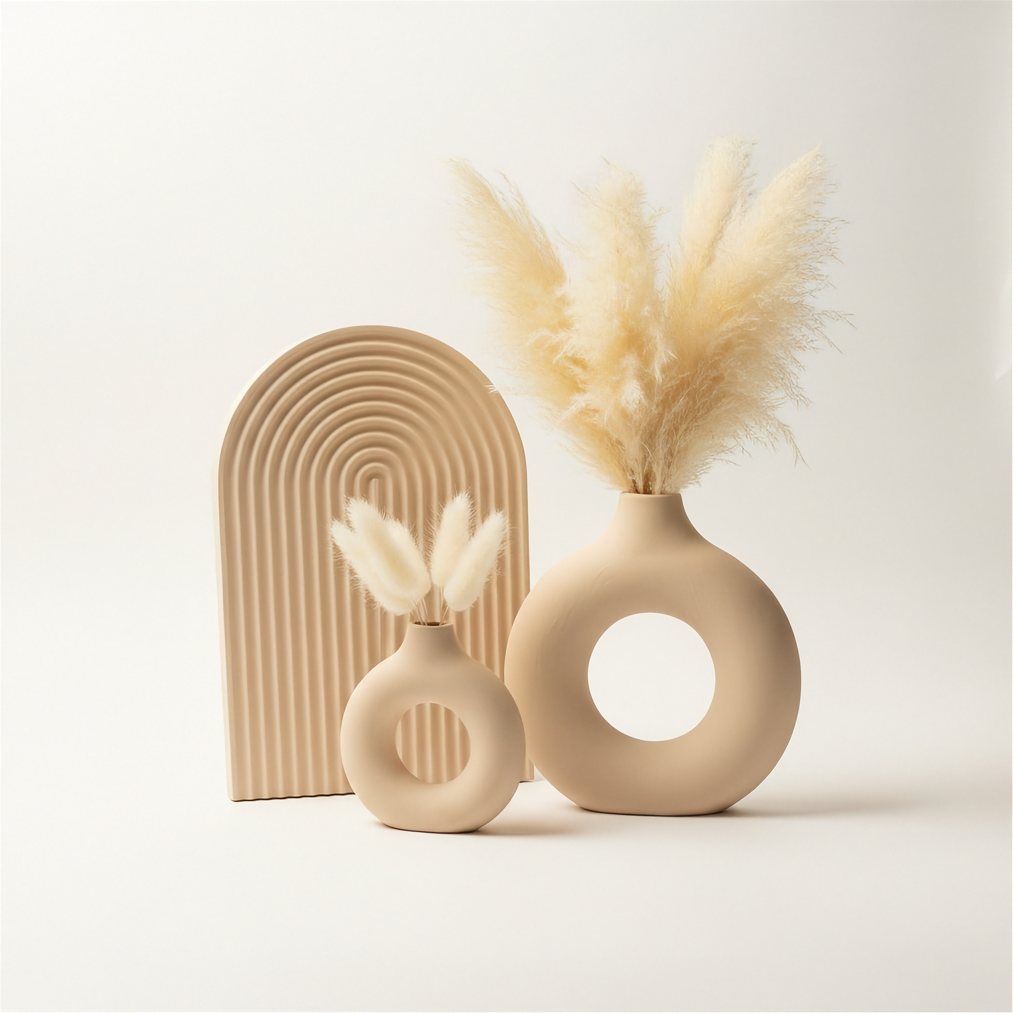 L’élégance ELIPA maintenant à seulement 250 Dhs ! (2 vases + plateau offert)